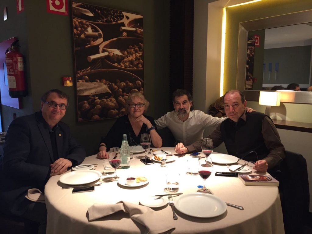 Amb Isabel-Clara Simó, Jordi Cuixart i Vicent Sanchis